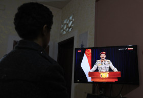 A brit és az amerikai légierő bombázta a Vörös-tengeri hajóforgalmat veszélyeztető jemeni húszi lázadók állásait