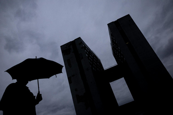 Egy merénylet és a felelősség – Selmeci János jegyzete