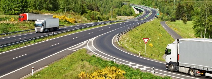 Nagy a sofőrhiány, várják a külföldi munkavállalókat is