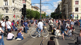 Szociológus: A Fidesz állhat az elégedetlenség élére