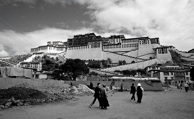 Földrengés Tibetben - legalább 53 halott