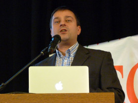 Amerikai példával riogat a Fidesz-közeli politológus