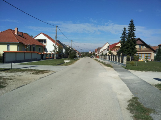 Miért nálunk pakolják le a külföldi szennyvíziszapot?