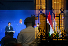 Kormányinfó: Rogán Antalnak nincs köze a Schadl-Völner ügyhöz