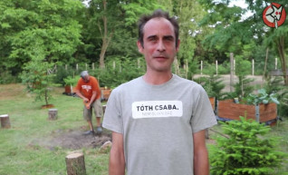 Kutyapárt: Az volt az utolsó pont, amikor Karácsony is beállt Tóth Csaba mögé