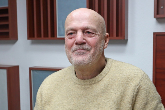 A kultúra presztízse zuhanórepülésben van és a társadalom eltekint tőle, nem tartja elég érdekesnek, szexinek - Kukorelly Endre