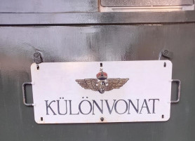 Becézett gőzösök, magázódó házaspárok