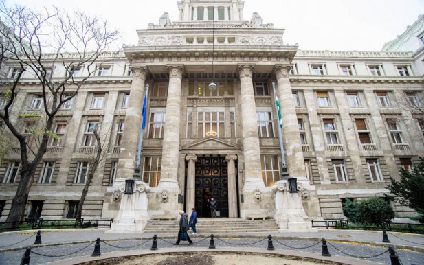 Pert vesztett a Pécsi Stop Orbán Viktorral szemben