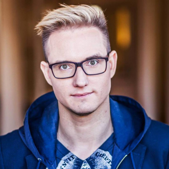 Orbán nem lépett hátra, rendszere nem változott