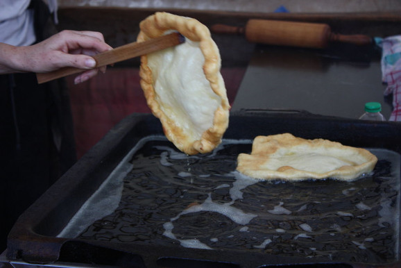 Újabb pofon a vendéglátósoknak: szakképesítés kell a büfézéshez is