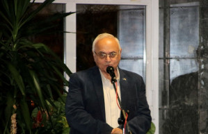 László Imre: Lassan eljut addig az Emmi, hogy betegeket kellett fölvenni