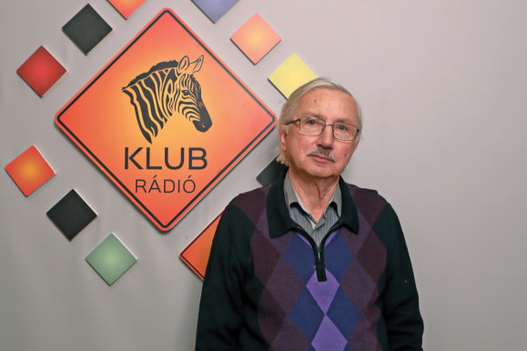 A nyugat szétesésének réme? Az Orbán rezsim alkonya? – évet értékeltünk a Hetesben