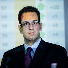 Ligeti: Nem mond igazat a külügy a lélegeztetőgépekről, vissza kellene követelni a 180 milliárdot