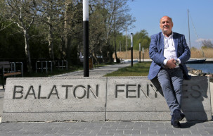 Mennyit bír még el a Balaton?