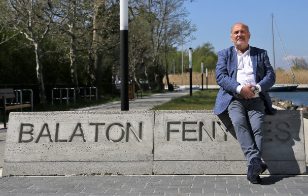 Mennyit bír még el a Balaton?