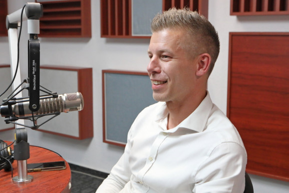 Magyar Péter részt vesz a közmédia által bejelentett EP-választási vitán