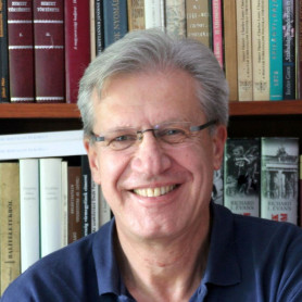 „Ami az országgal történik, az fokozottan a személyes történetem is”