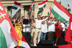 A hőbörgők – Szénási Sándor jegyzete