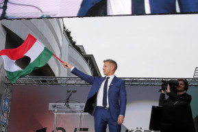 Magyar Péter: Hozzák előre a választás napját a lehető legkorábbi időpontra!