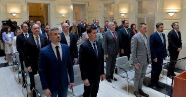 24 képviselő utólag vette fel mandátumát