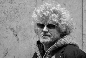 Barát József: Müller Péter Sziámi 