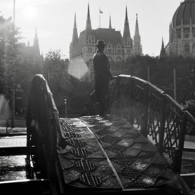 Petri György: A kis októberi forradalom 24. évfordulójára