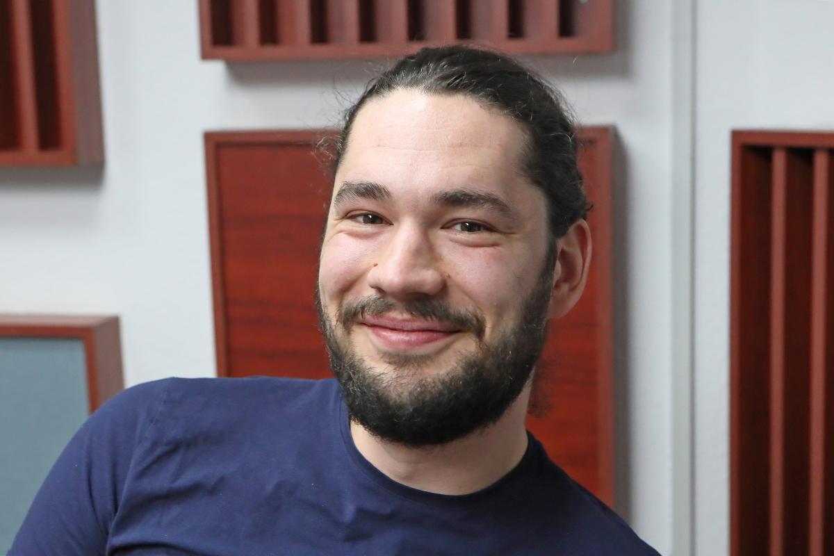 Nagy Dávid a Magyar Kétfarkú Kutya Párt pártigazgatója, újpesti képviselője