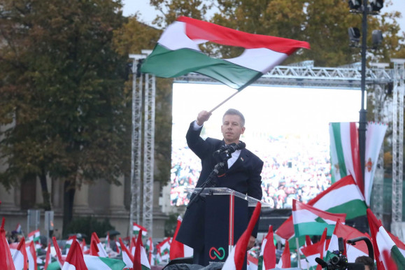 A Republikon szerint októberben 44-34 volt a Tisza-Fidesz állás a biztos pártválasztóknál 