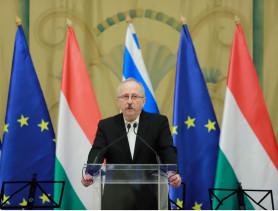 Niedermüller: A kormány gyűlöletpolitikája a rémisztő