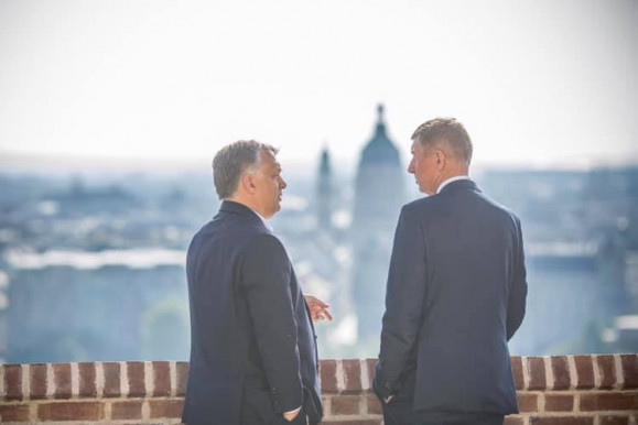 Orbán-Babis összefonódás a nagy EU-s pénzekért