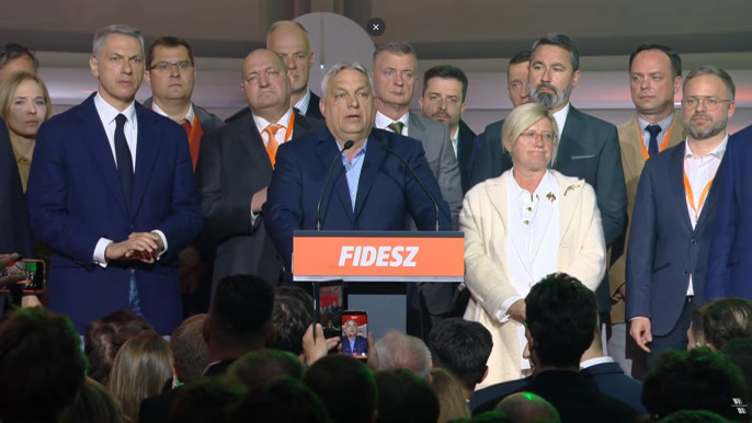 Nemzetközi sajtó: Vége!