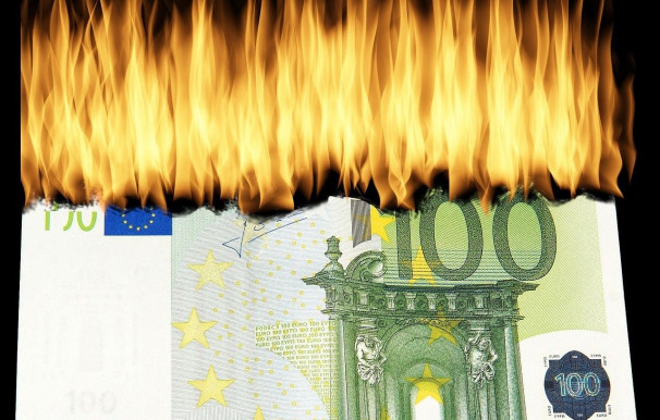 Hűtlen kezelés – Hardy Mihály jegyzete