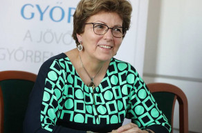 Eljárás indult a köcsögöző győri alpolgármester ellen