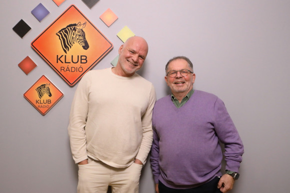 Lehet-e felszabadultan ünnepelni, miközben nem zárható ki teljesen a valóság?