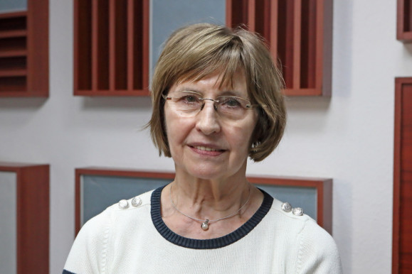 Gazdasági krízist is előidézhet a Fidesz, ha a Tisza nyer tavasszal – véli Petschnig Mária Zita