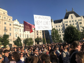 Lakmusz: Félrevezető számokkal harcol a Fidesz a nemátalakító műtétek ellen 