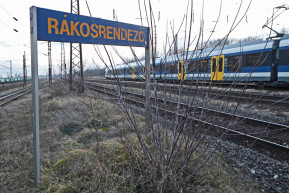 Elengedte a Fidesz Rákosrendezőt