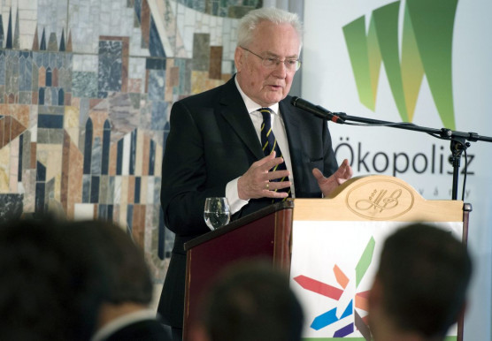 Róna: Orbán letette a fasiszta politikaelmélet alapkövét