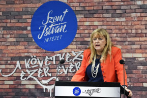 Schmidt Mária: Nyugaton átvette az uralmat a marxizmus