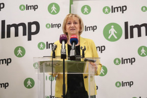Az LMP beadta a népszavazási kérdését akkumulátorgyár-ügyben, tüntetés lesz Debrecenben