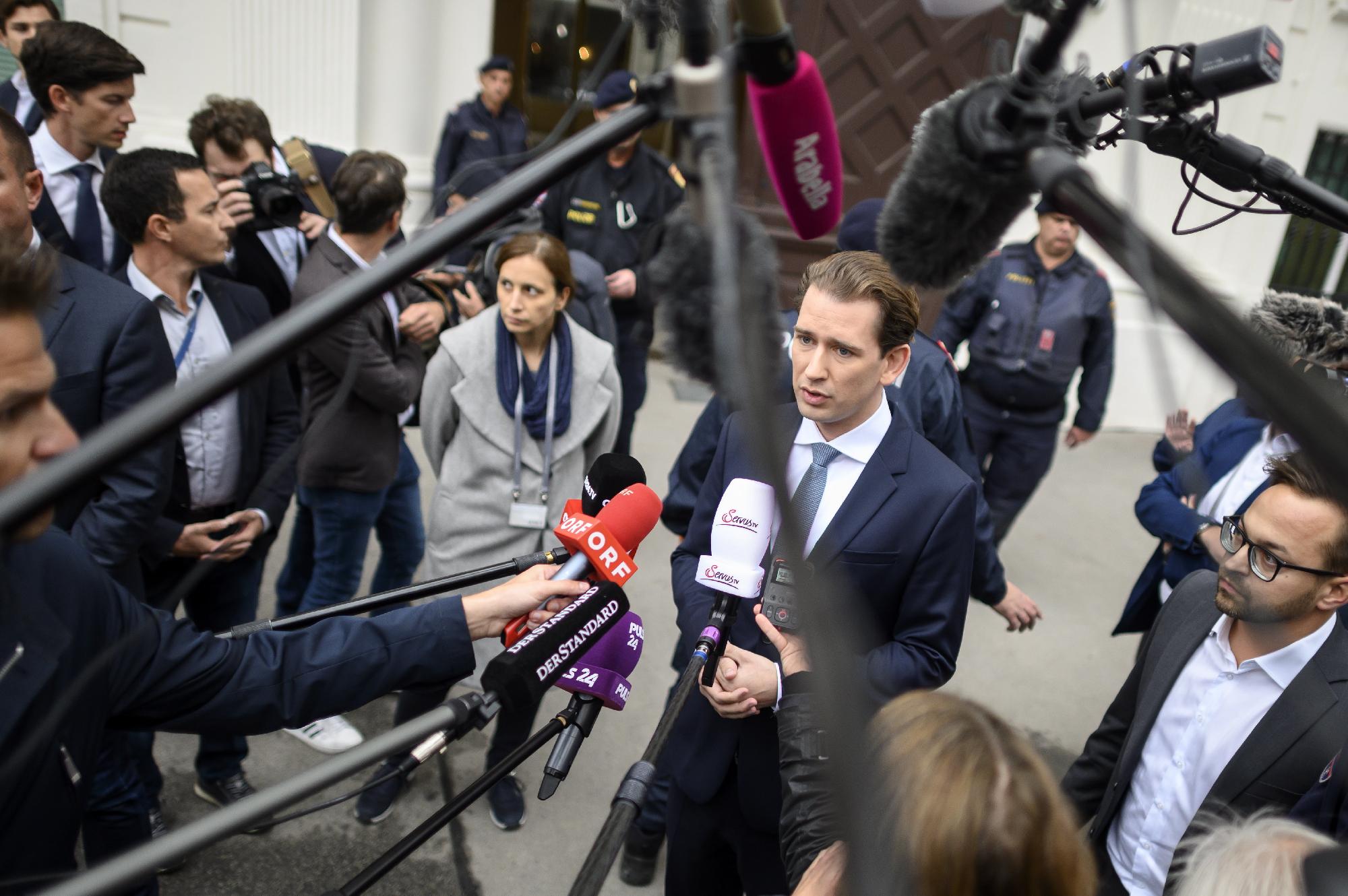 Korrupciós vádak az osztrák kancellárral szemben