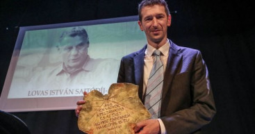 A NER volt kultúrharcosa lett Dúró Dóra tanácsadója