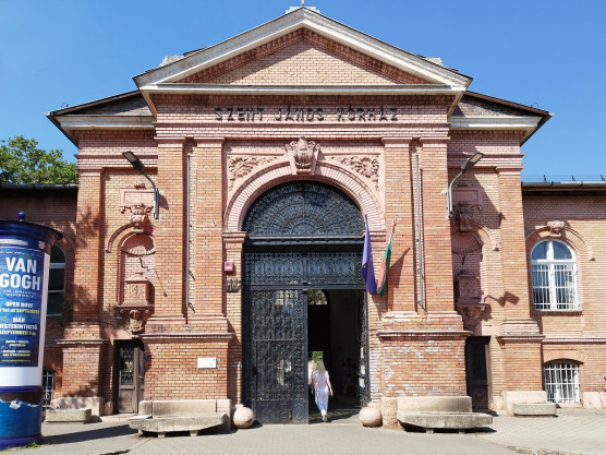 Órákra leállt a János kórház informatikai rendszere