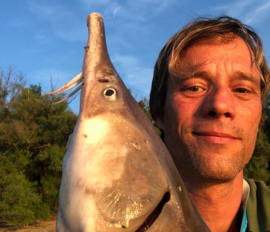 Szily Gruevszkiről és az Instagram-horgászatról