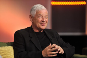 Meghalt Marton László