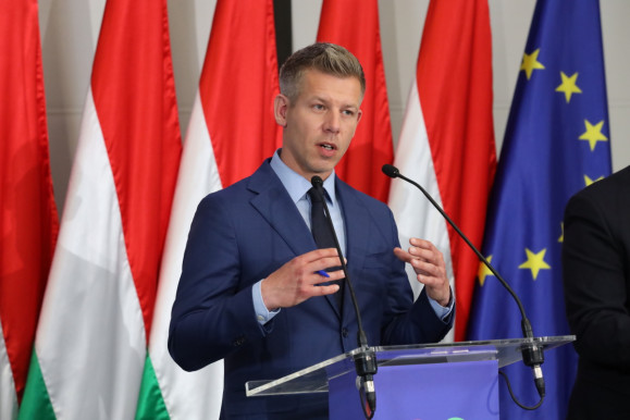 Korrupciótól tartanak Magyarék, ezért uniós revíziót kértek 