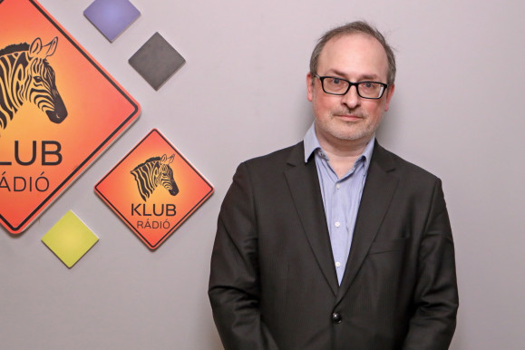 Tóta W. Árpád: A fideszesek megszólaltatása egy jó freak show