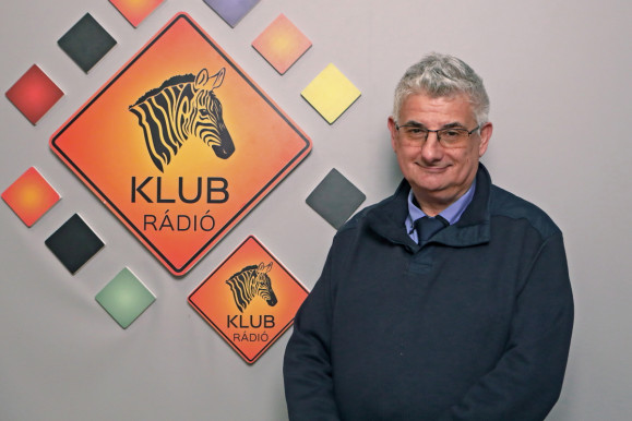 Totyik: A kormány a büntetés-végrehajtás bevonásával beismerte, hogy nem működött az átvilágítás