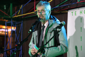 Hadházy: A hatalom akarja megmondani, milyen tüntetéseket lehet tartani