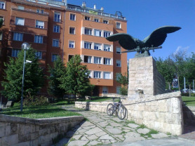 Ahol senkit sem sértene a Turul 